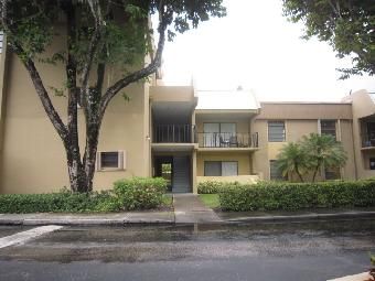 10411 N Kendall Drive Unit B204, Miami, FL 33176