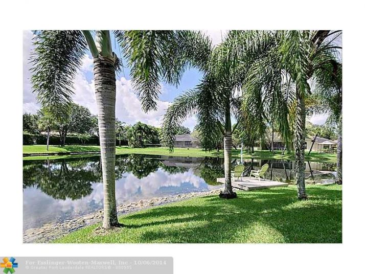 10220 SW 17 CT, Fort Lauderdale, FL 33324