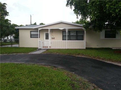 241 NW 69TH AV, Hollywood, FL 33024