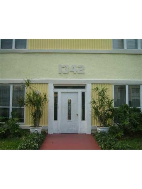 1342 DREXEL AV # 102, Miami Beach, FL 33139