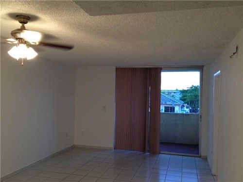 10090 NW 80 CT # 1309, Hialeah, FL 33016