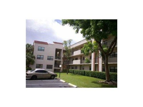 3410 FOXCROFT RD # 110, Hollywood, FL 33025