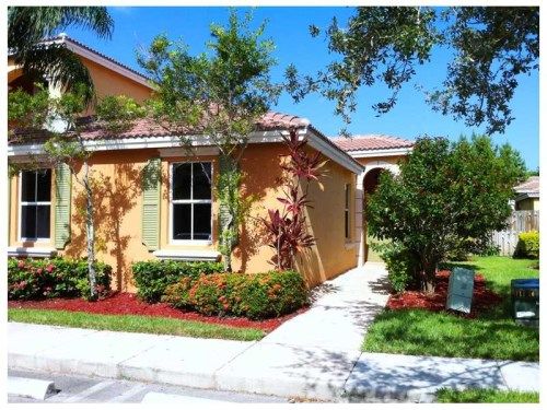 963 NE 42 TE # 27/2, Homestead, FL 33033