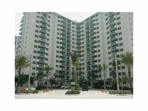 3001 S OCEAN DR # 915, Hollywood, FL 33019