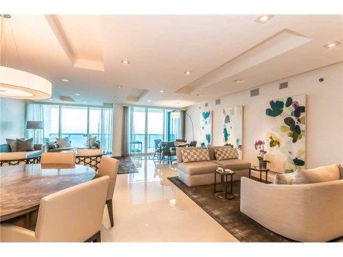 2711 S OCEAN DR # 3204, Hollywood, FL 33024