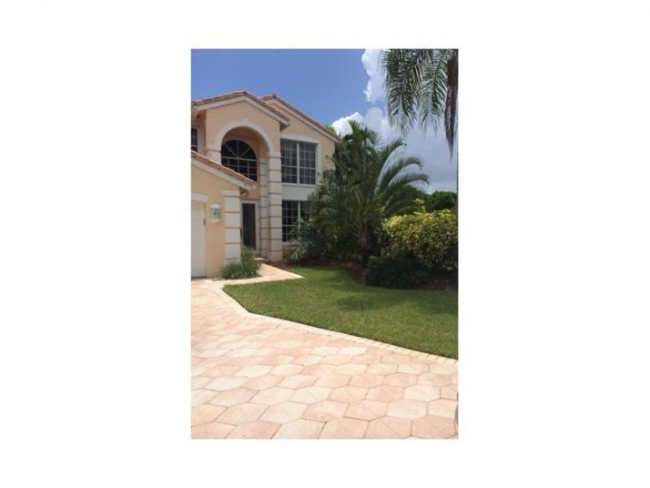 17400 SW 29 CT, Hollywood, FL 33029