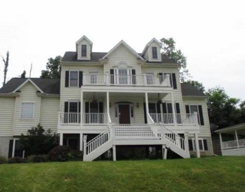 45 Fitzhugh Ave, Westminster, MD 21157