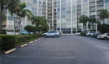 600 PARKVIEW DR # 314 Fort Lauderdale, FL 33309