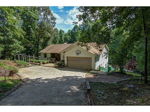 3838 Corinth Drive, Gainesville, GA 30506