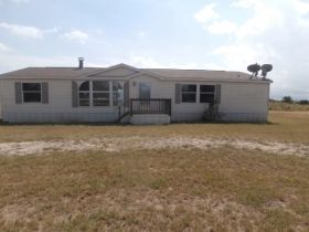 1074 Camp Rd, Mc Gregor, TX 76657