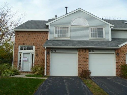 1056 Bedford Dr, Carol Stream, IL 60188