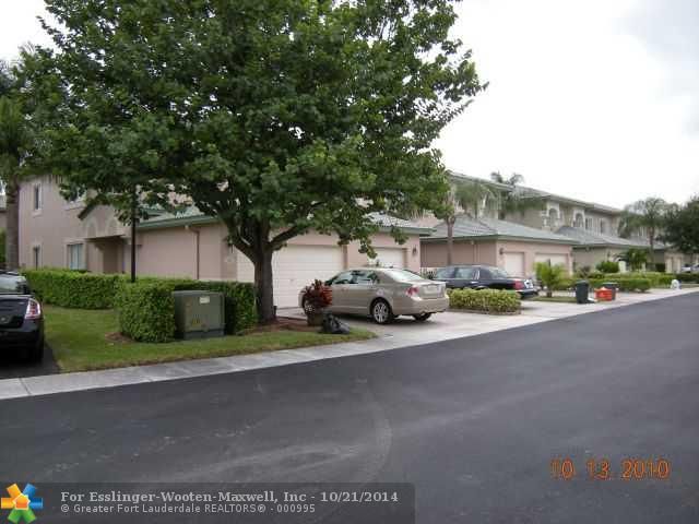 7951 E Exeter Cir E # 101, Fort Lauderdale, FL 33321