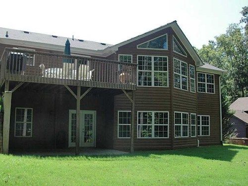741 Waters Edge Drive, Martin, GA 30557