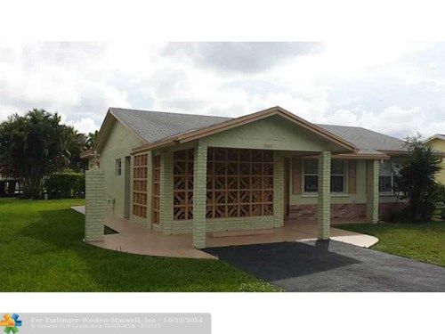 9102 NW 81ST PL, Fort Lauderdale, FL 33321