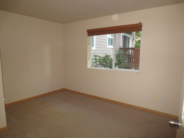 7220 Rainier Drive Unit 103, Everett, WA 98203