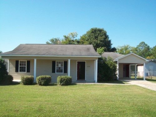 2716 Dr Gc Hill Ave, Tifton, GA 31794