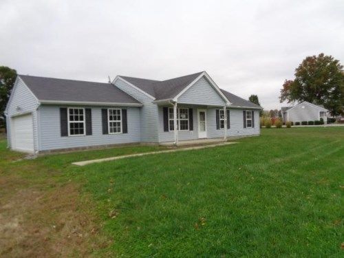 254 Sentinel Ct, Oregonia, OH 45054