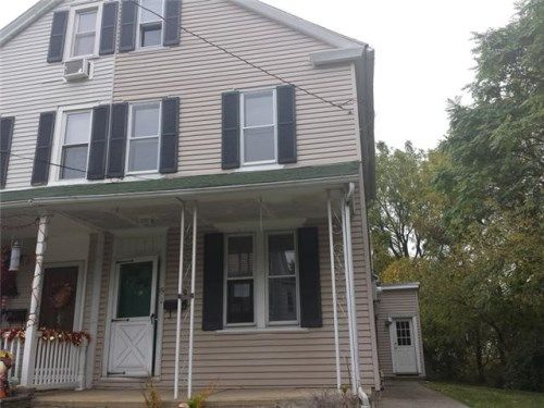 15 Packer Ave, Whitehall, PA 18052