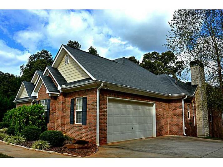 5300 Pinnacle Point, Winston, GA 30187