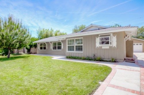 9651 Comanche Ave, Chatsworth, CA 91311