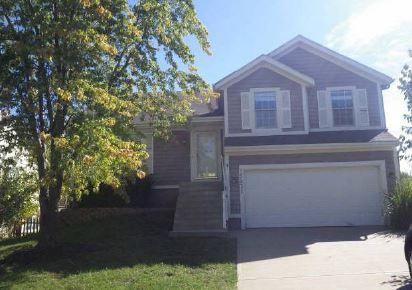 15631 Riley St, Overland Park, KS 66223