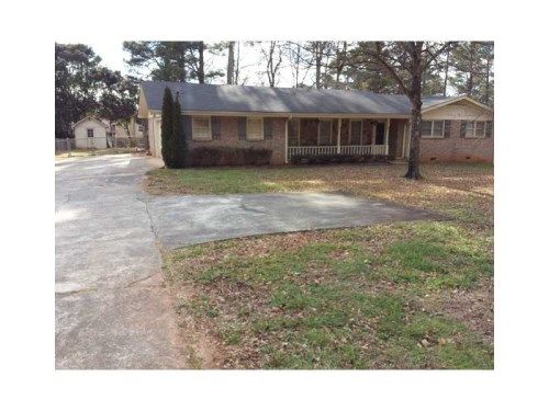 587 Cole Drive, Lilburn, GA 30047