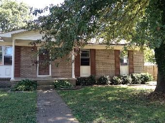 1832 Kit Carson Rd, Dyersburg, TN 38024