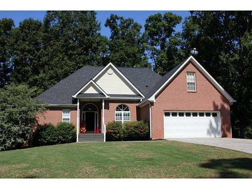 1525 Hunters Hollow, Monroe, GA 30655