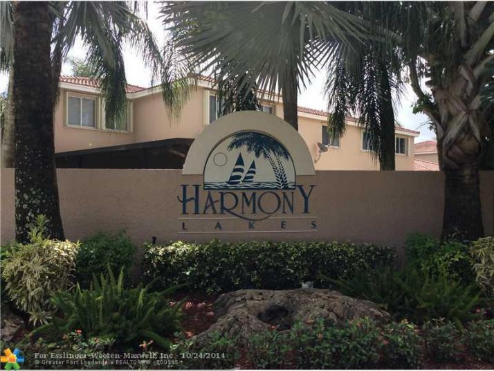 1791 E HARMONY LAKE CIR, Fort Lauderdale, FL 33324