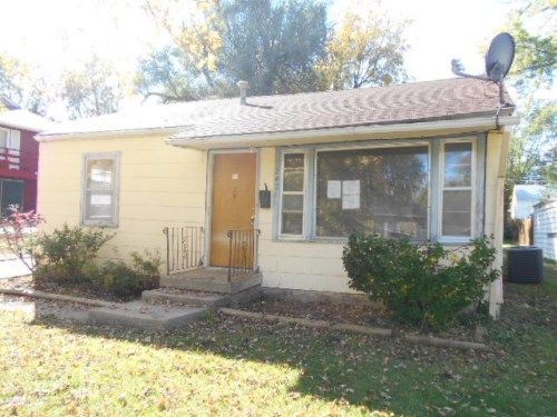 2421 SW Bradbury, Topeka, KS 66611