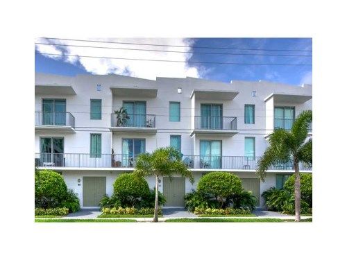 2130 VAN BUREN ST # 204, Hollywood, FL 33020