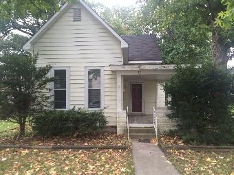 441 N West St, Tipton, IN 46072