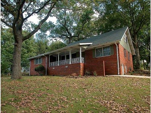 2038 Chestnut Hill Circle, Decatur, GA 30032