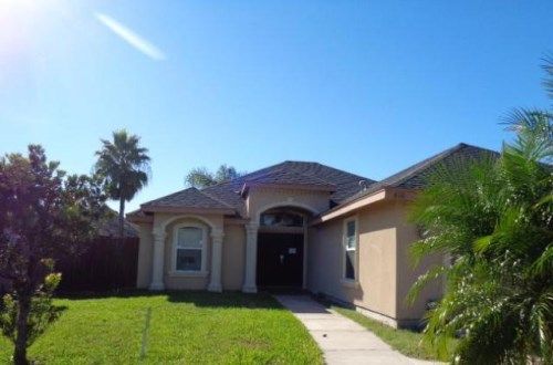 610 Violet Ln, Harlingen, TX 78552