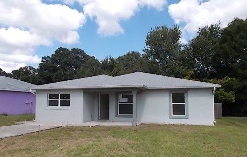 304 NE 5th St, Mulberry, FL 33860