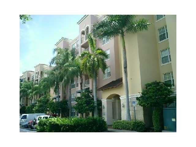 19601 E COUNTRY CLUB DR # 7201, Miami, FL 33180