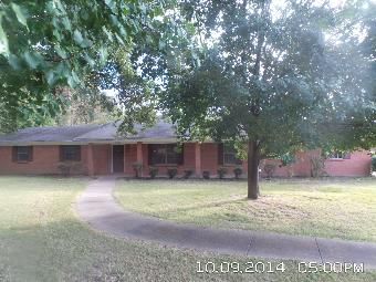 712 S Sunset Dr, Yazoo City, MS 39194