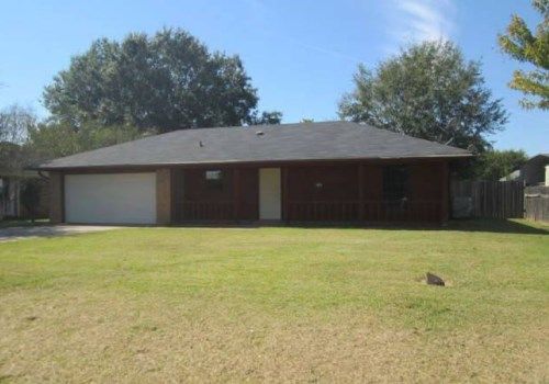 6302 Anandale Dr, Bossier City, LA 71112