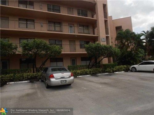 2606 NW 104 AV # 106, Fort Lauderdale, FL 33322