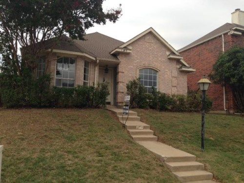 1328 Creekview Dr, Lewisville, TX 75067
