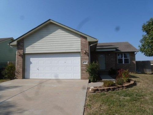 1705 S Christopher Cir, Wichita, KS 67207