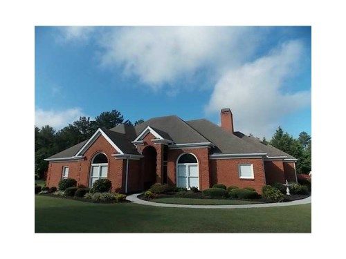 2105 Winnstead Place, Loganville, GA 30052