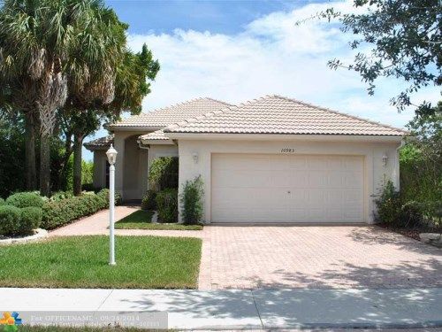 10983 NW 64TH DR, Pompano Beach, FL 33076