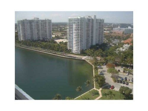 18151 NE 31 CT # PH210, North Miami Beach, FL 33160