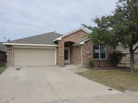 5713 Piedra Drive, Fort Worth, TX 76179