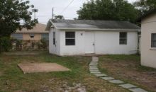 118 NW 7TH AV Dania, FL 33004