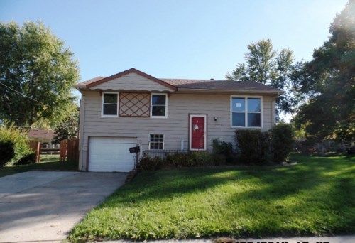 18603 Cheyenne Dr, Independence, MO 64056