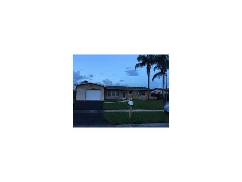 10941 NW 16 ST, Hollywood, FL 33026