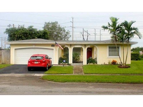 1920 NW 91 TE, Hollywood, FL 33024