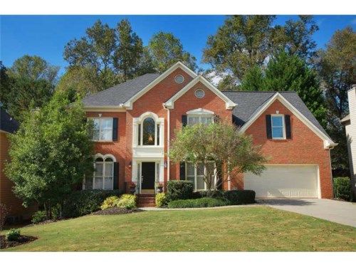 640 Windwalk Drive, Roswell, GA 30076